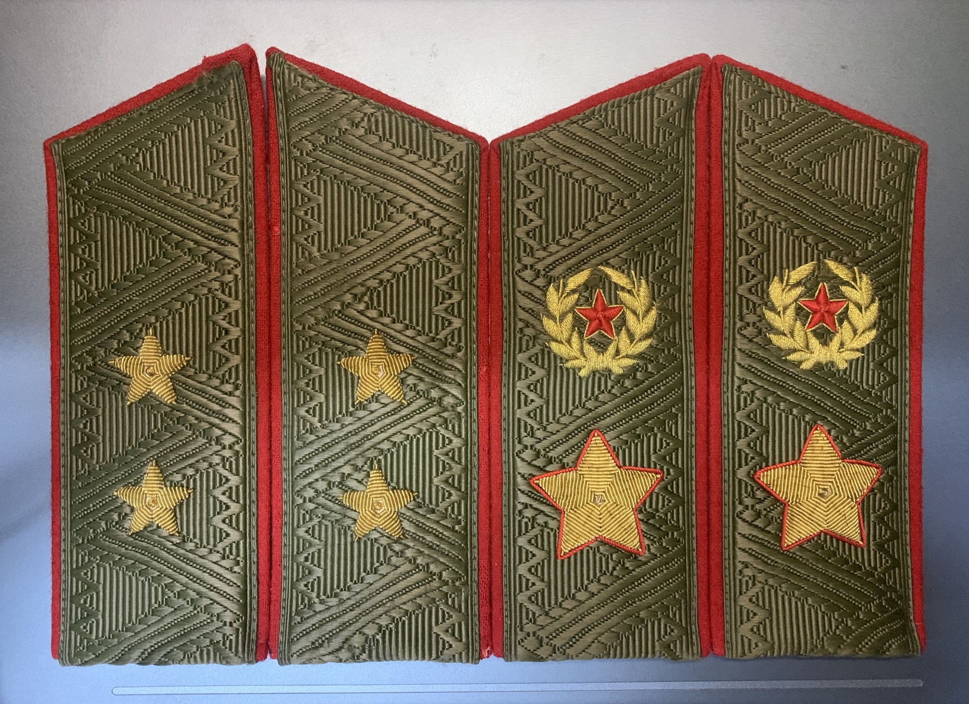【展示向】苏联大将肩章——原品与复刻的对比