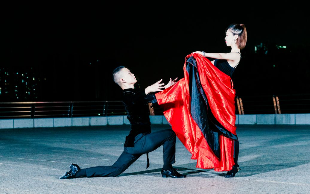 街头激情拉丁舞快闪《斗牛 恰恰》教练班学员作品【单色舞蹈】_哔哩