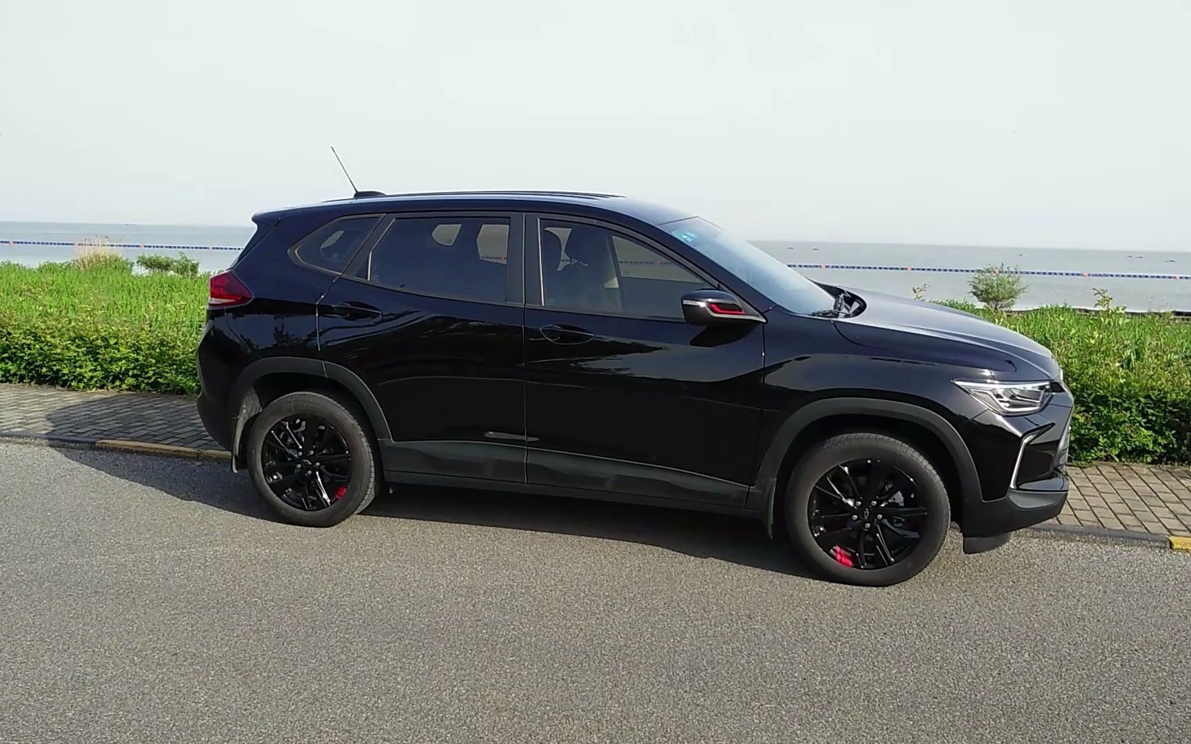 雪佛兰创酷tracker 三缸挡不住袭人的英气!