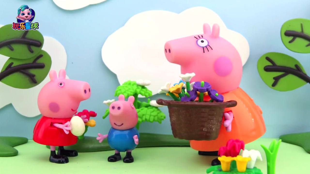 定格动画:小猪佩奇发现了一个奇怪的东西,会孵出什么呢?