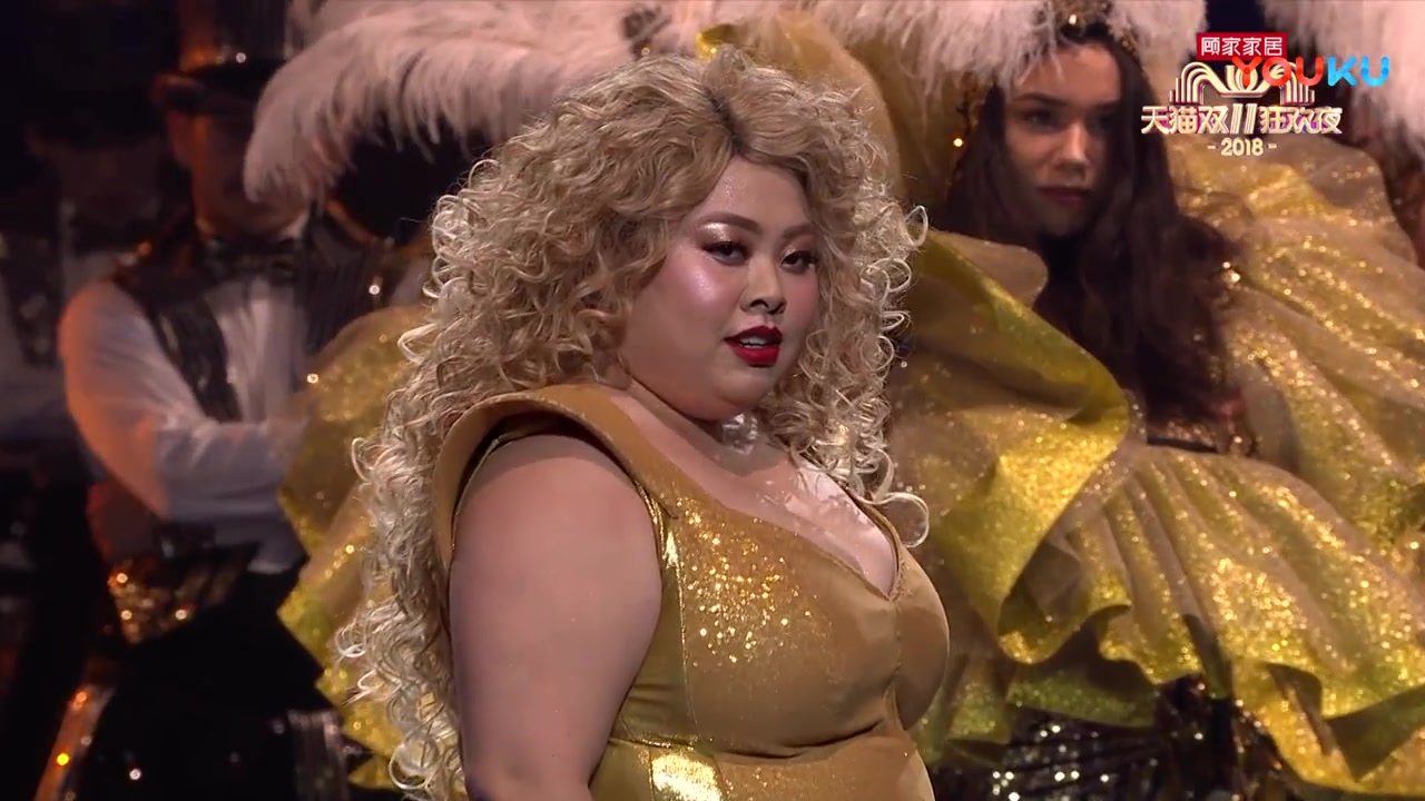 日本谐星渡边直美双十一晚会模仿蔡依林舞娘居然还唱了中文