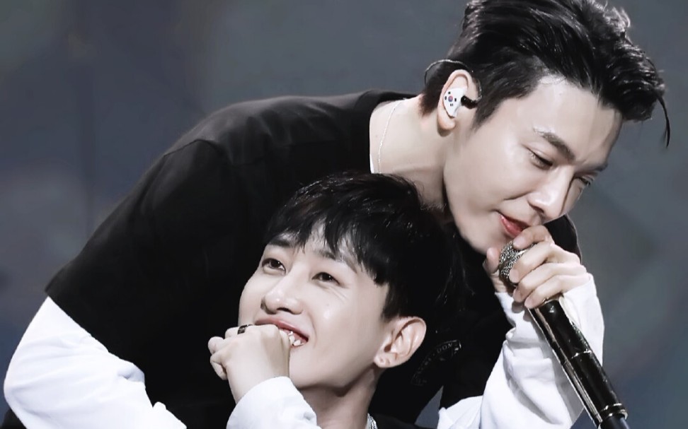 赫海718十二周年sm官方出品赫海婚礼纪录片接收了所有祝福出场的新娘