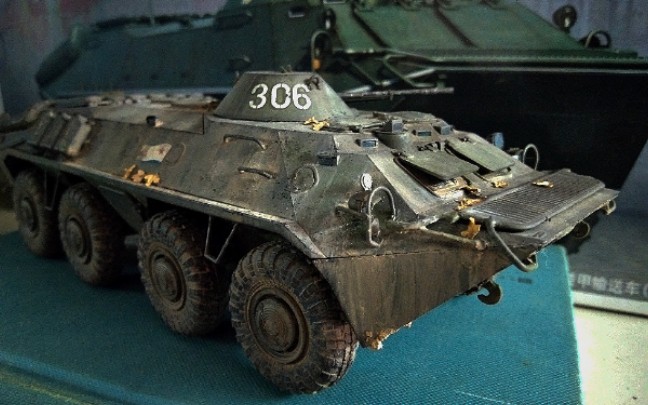 一部简单的教程ˉˉˉ如何使用效果土在btr-70装甲车上进行简单的旧化