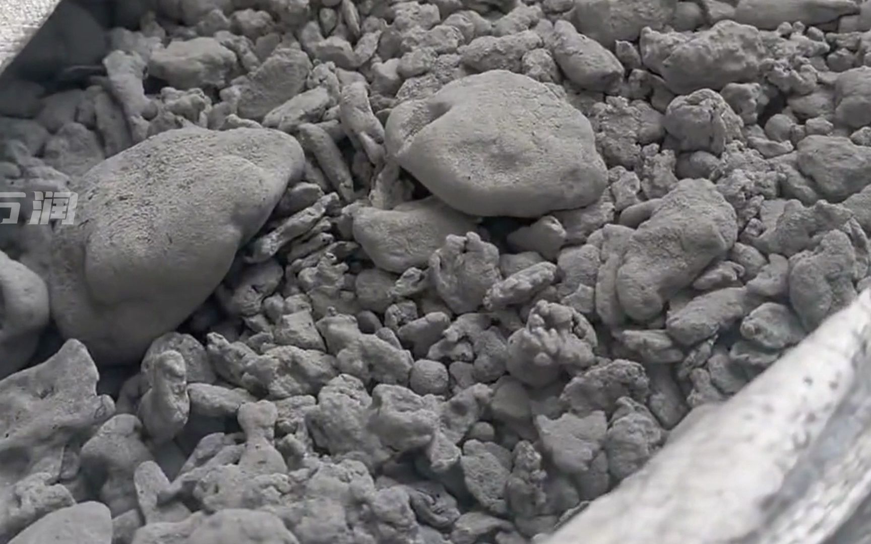 铝灰渣不知道该怎么处理,来看看这台设备就够了