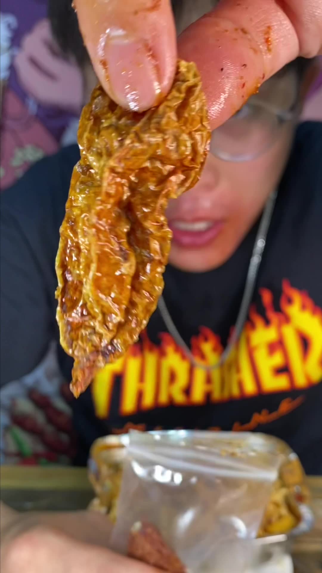 挑战吃世界最辣的印度魔鬼椒爽到飞起