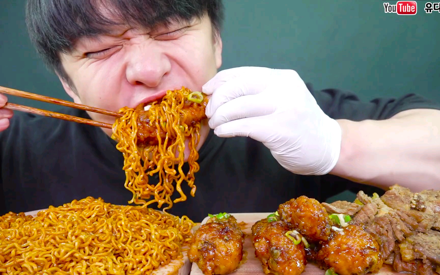 【深渊巨口小哥】我觉得小哥这样吞噬,早晚有一天会进化成鲲_哔哩哔哩