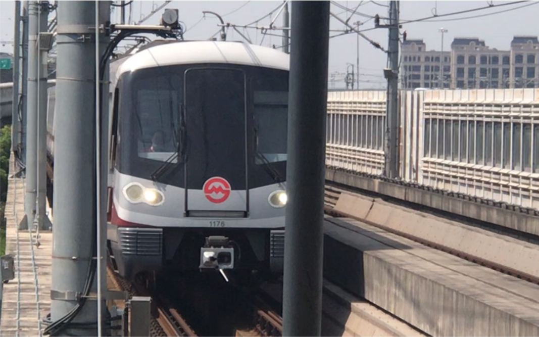 【上海地铁】11号线11a03奶咖二世1176上行进秀沿路站_哔哩哔哩_bili