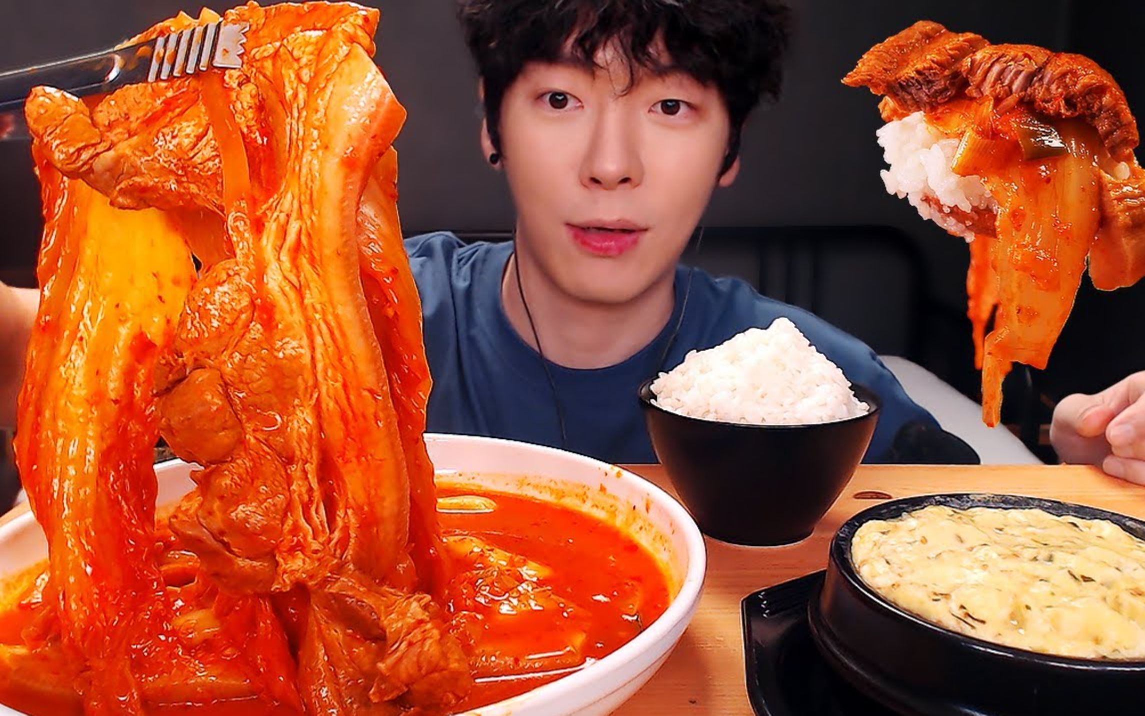 韩国吃播tteokbang猪肉泡菜吃的声音