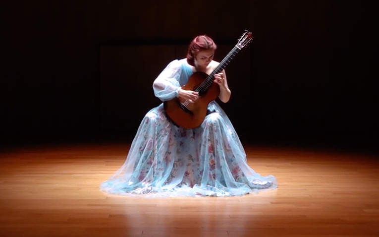 演奏挑战赛康熙王朝背景音乐自豪埙 埙 埙独奏 一埙一世界一曲一红尘