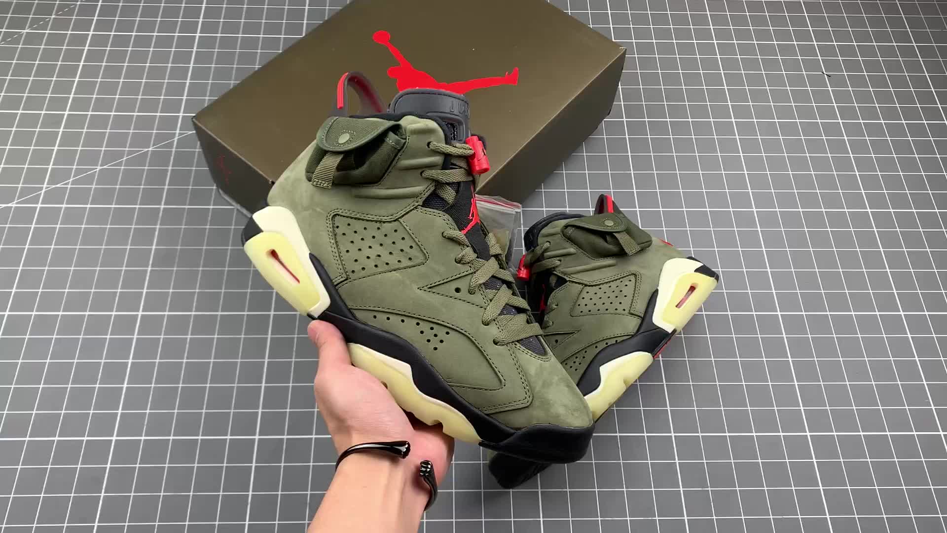 travisscottxairjordan6ts联名口袋军绿鬼脸外贸p6pb