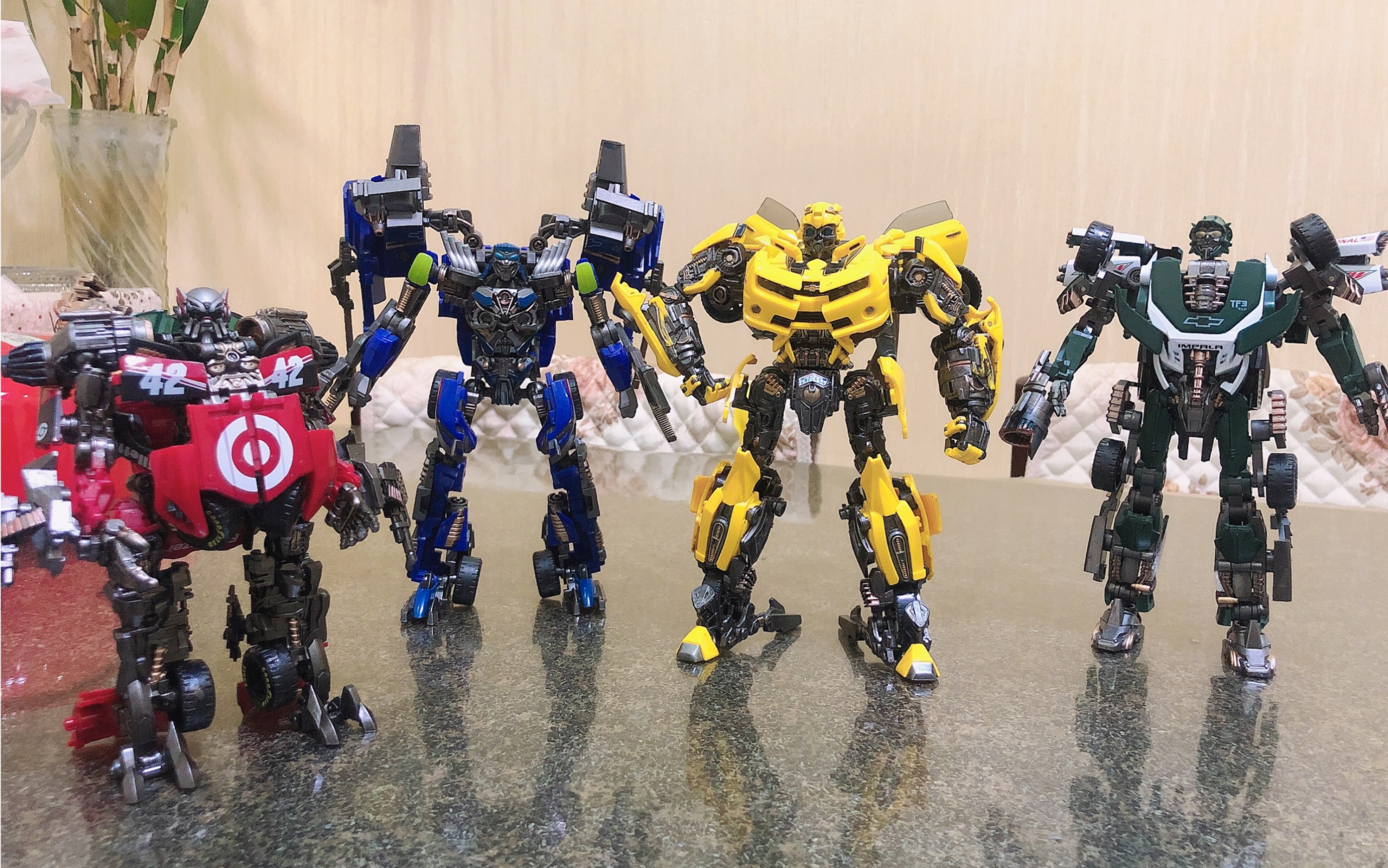 变形金刚真人系 mpm比例 雷霆拯救队.