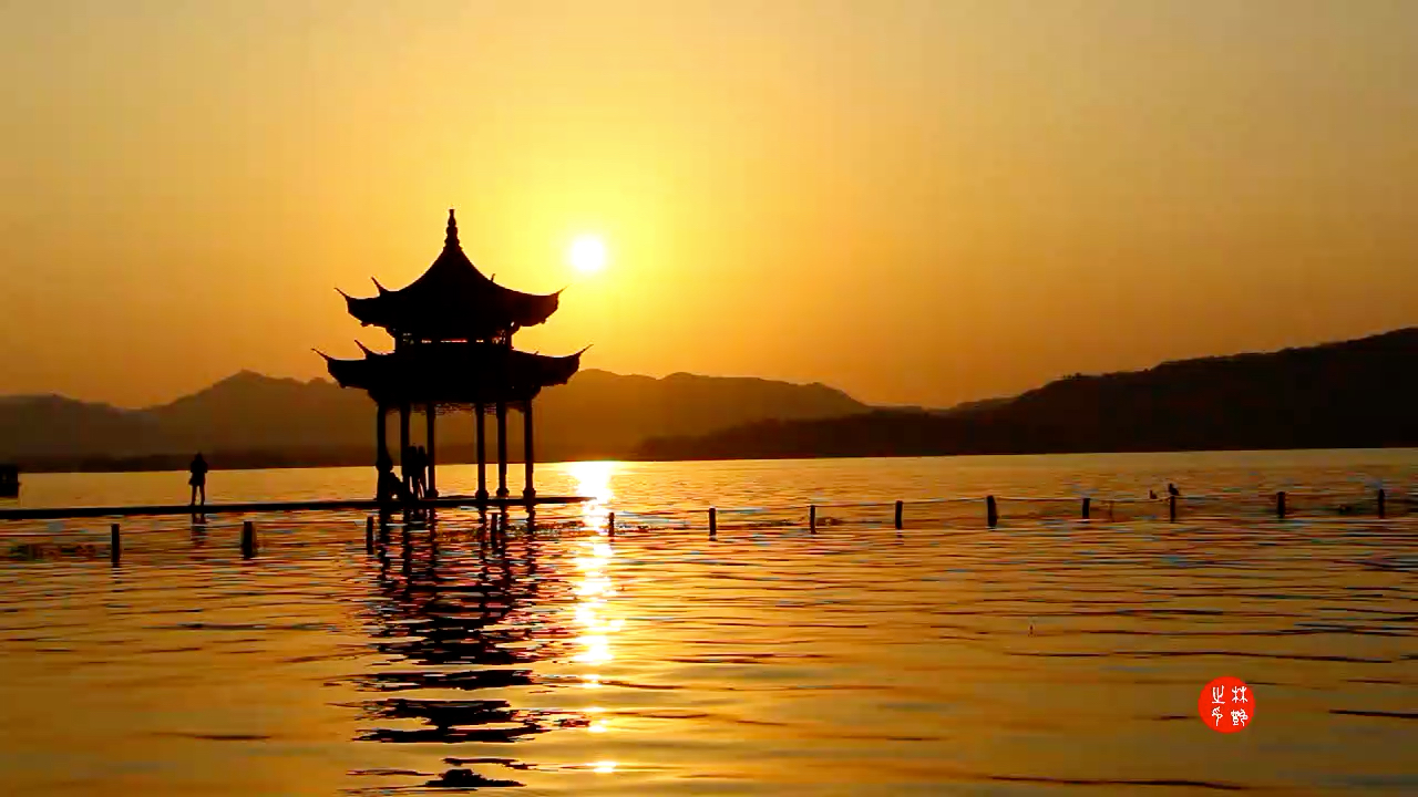 西湖湖心亭落日