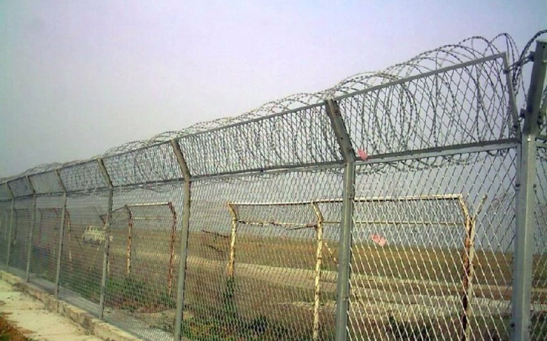 刀片刺绳护栏网 刀片刺绳护栏 刀片刺绳护栏价格 安平恺嵘刀片刺绳