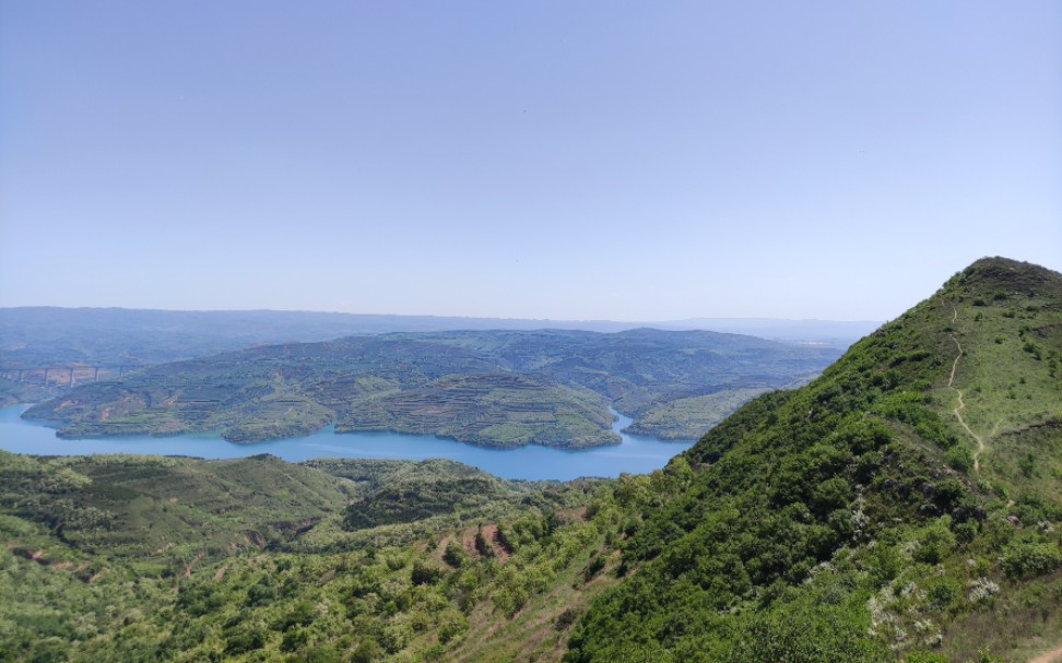 陕西就是黄土高坡来看看陕西关中西部宝鸡万寿山的山山水水
