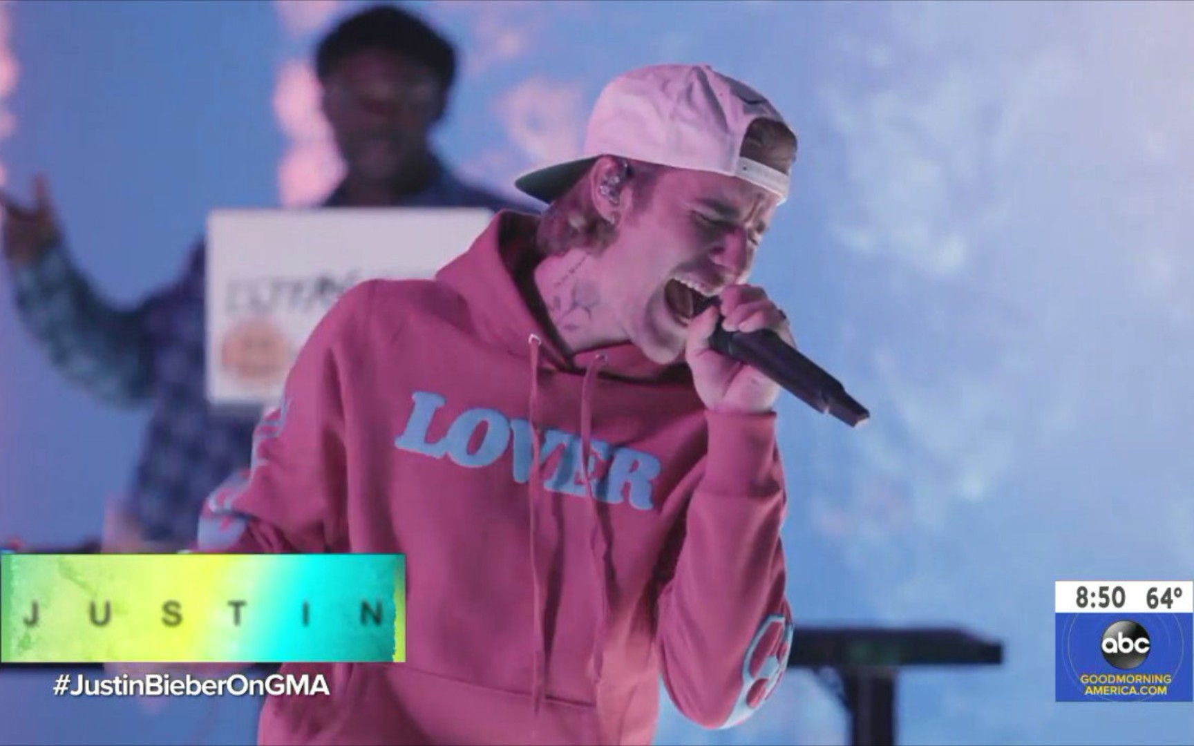 贾斯汀比伯gma现场表演热单《anyone》