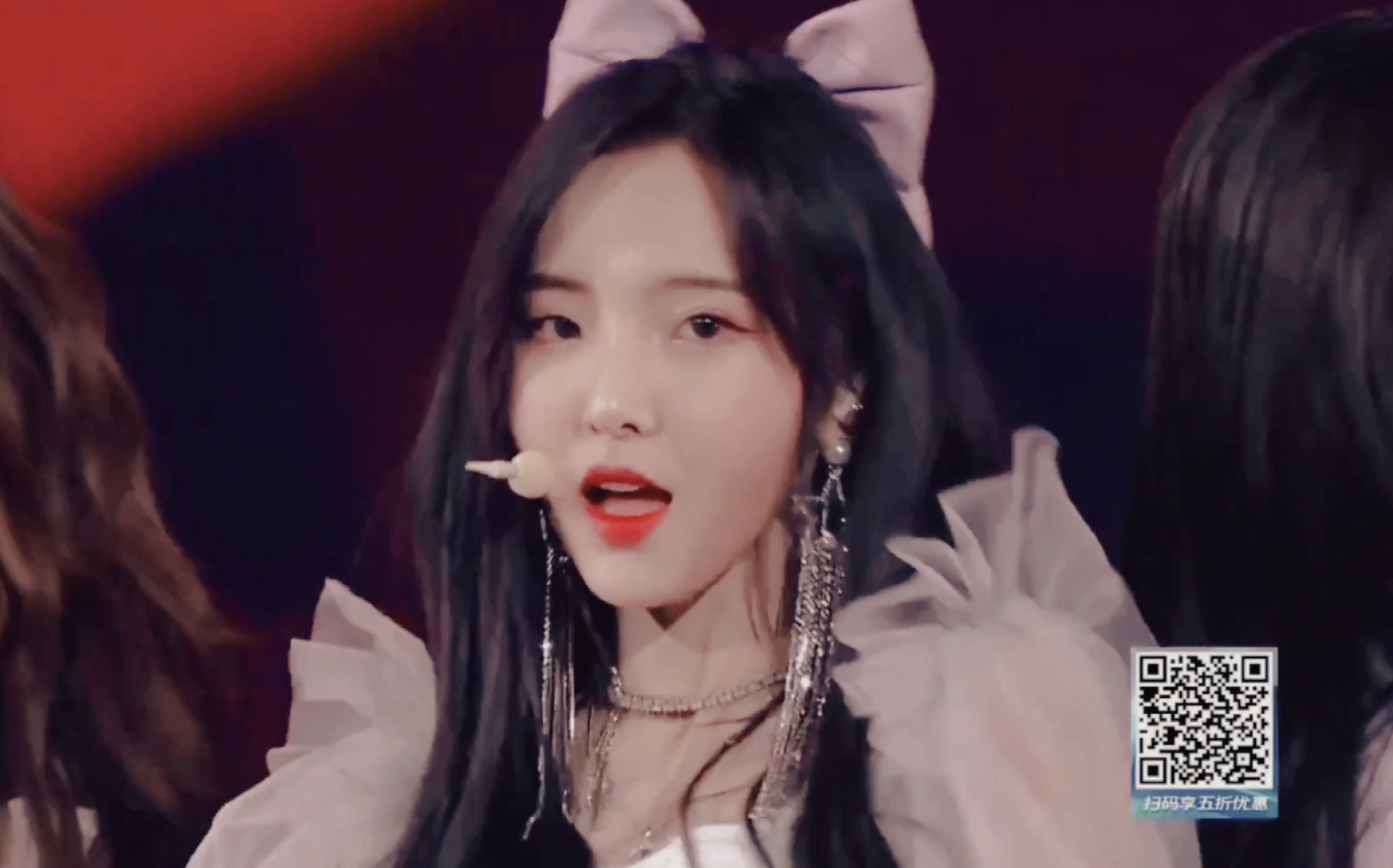 郑乃馨nene前方超a预警现役女团泰兰德小公主在线撩人