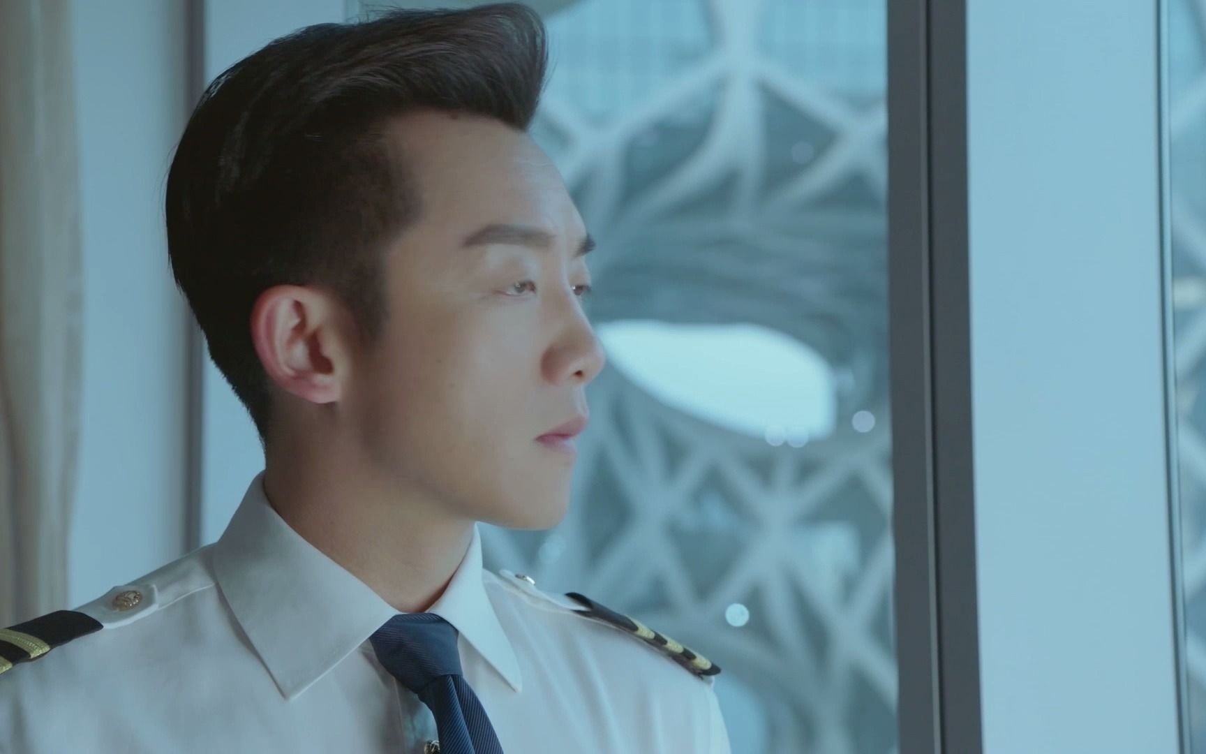 【壮志高飞】剧情:摩的夫妇因母亲产生嫌隙,吴迪得知前因后主动向肖默