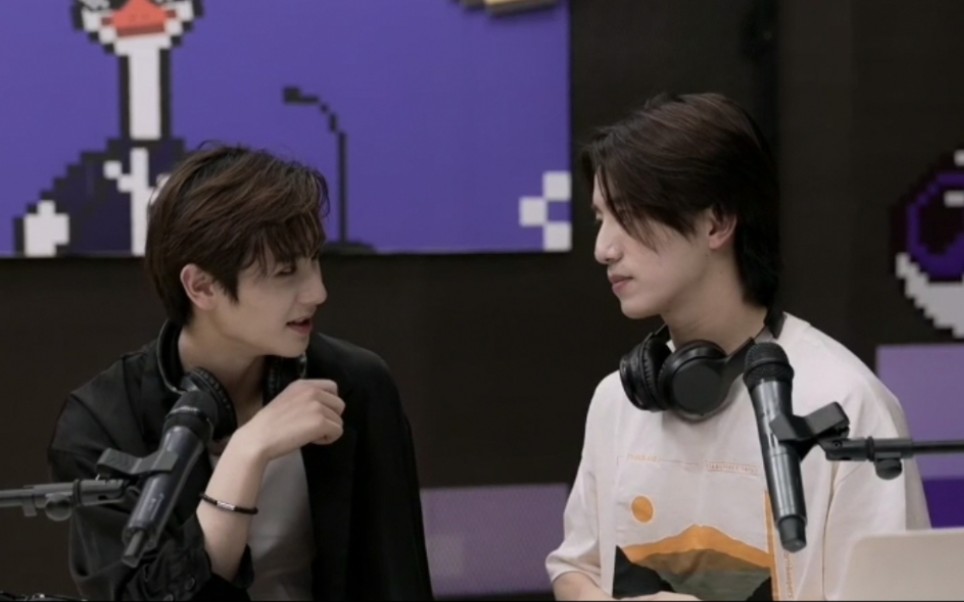 高卿尘伯远泰国大明星和电台主持人