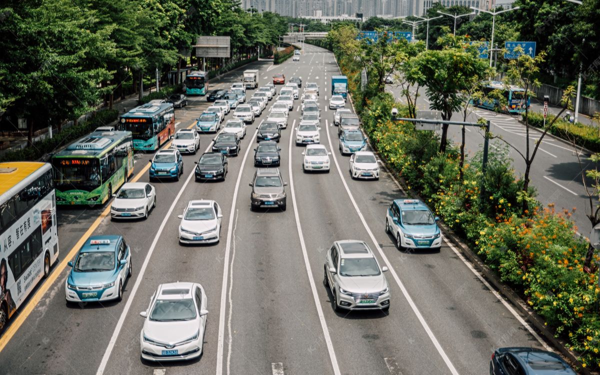 今天,汽车的鸣笛声和防空警报一起,奏响了最美的交响[蜡烛]哔哩哔哩bilibili