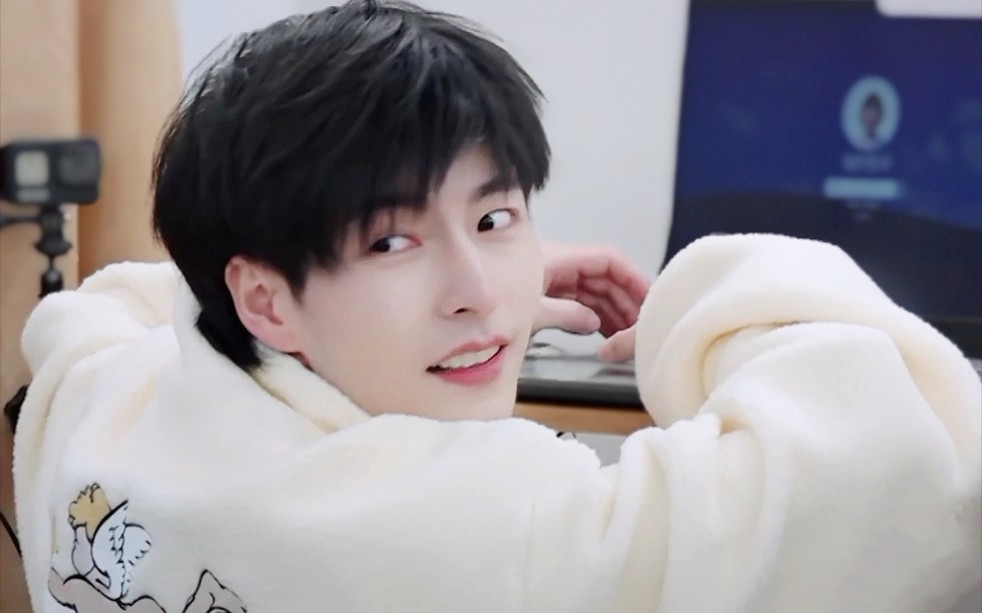 老板们的团建!～ 文韬直播间太感动了吧!