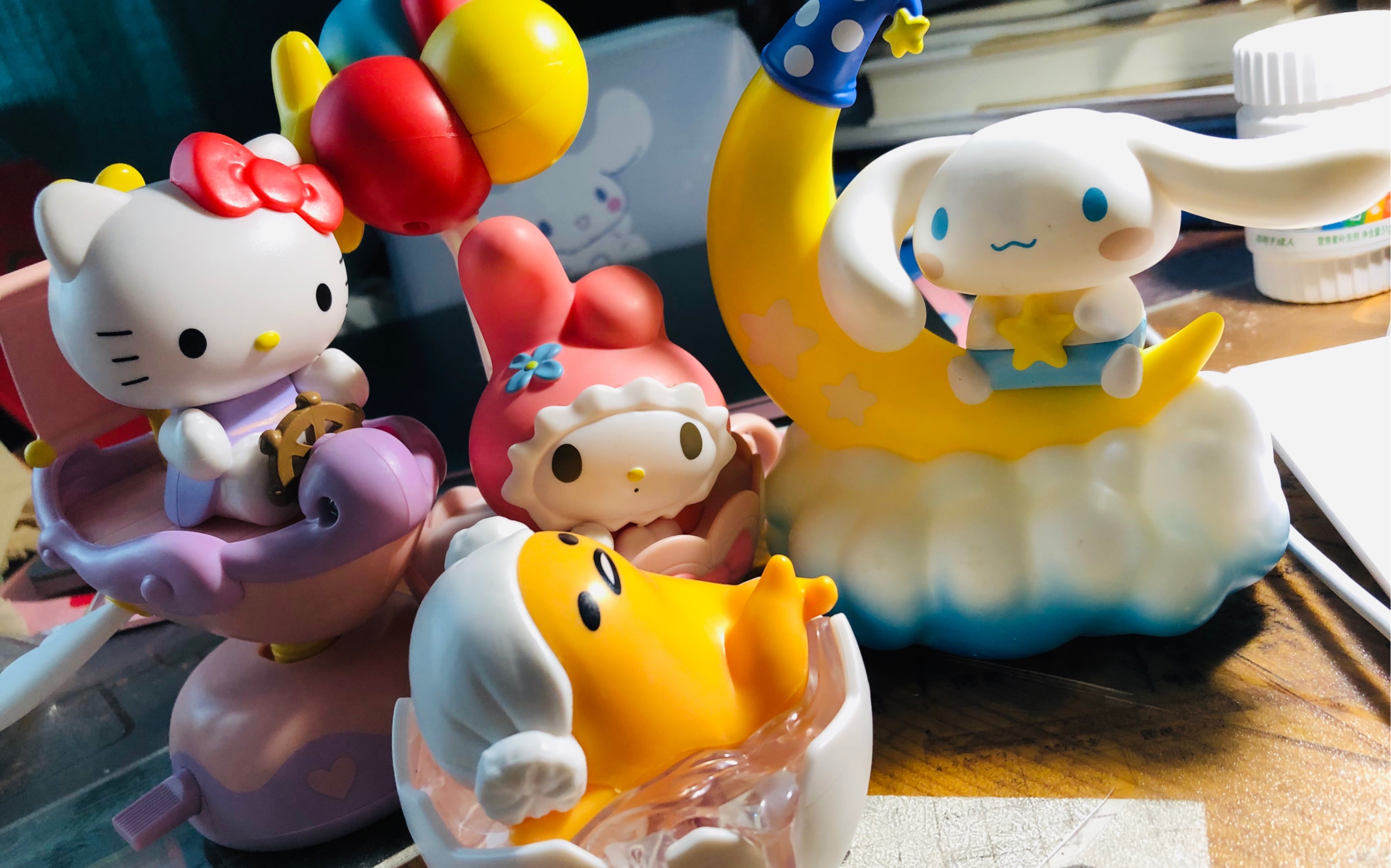 kfc三丽鸥玩具拆箱!啊哈哈哈哈哈哈我社死了_哔哩哔哩_bilibili