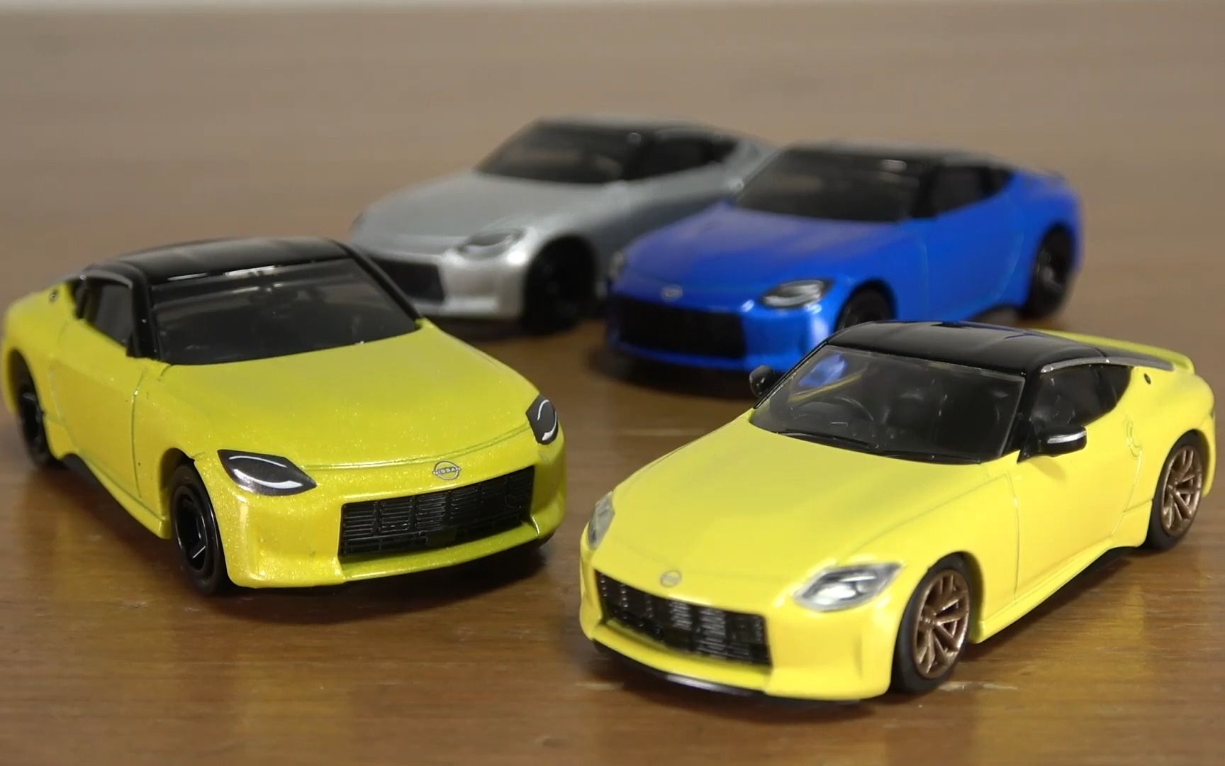 老牌京商加入战场!KYOSHO MINI CAR & BOOK No.13 NISSAN FAIRLADY Z 黄色开箱哔哩哔哩bilibili