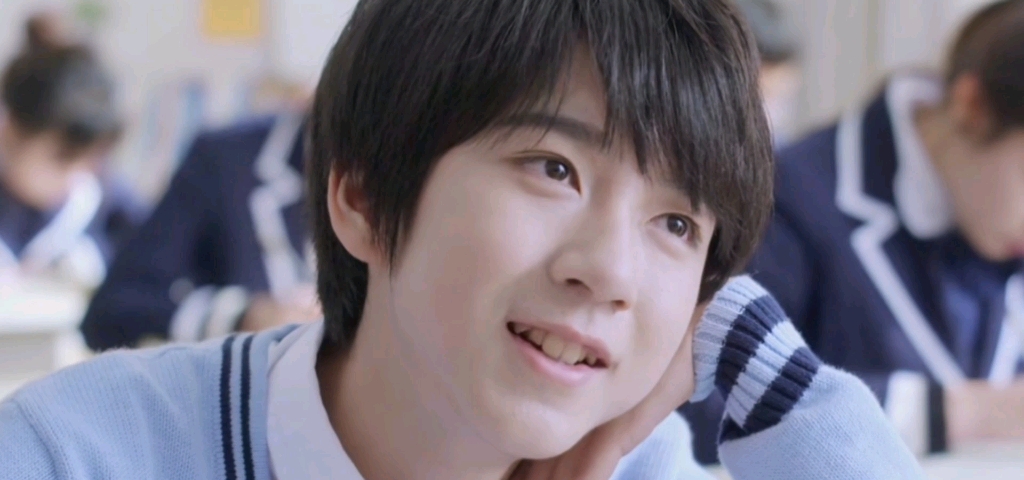 【贺峻霖】念念 | 唐新-自我幻想救赎-"我并没有从那场雨中走出来 ,是