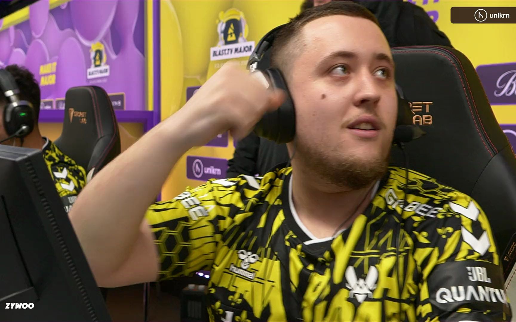 【csgo】zywoo天神下凡1v4惊天残局!- blast.tv巴黎major2023