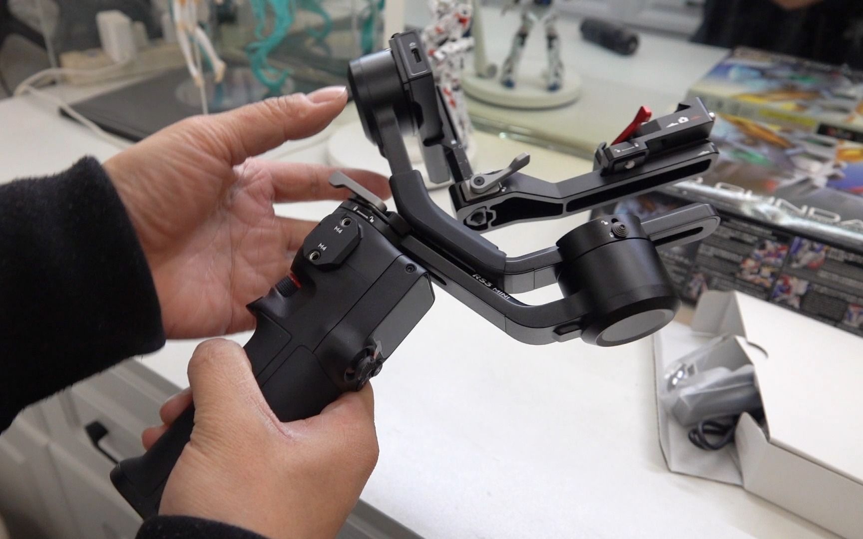 【开箱】大疆dji rs 3 mini 相机云台稳定器