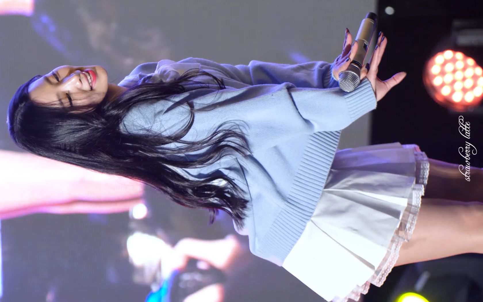 berrygoodgreenapple乔炫赵贤现场饭拍johyun1911094k