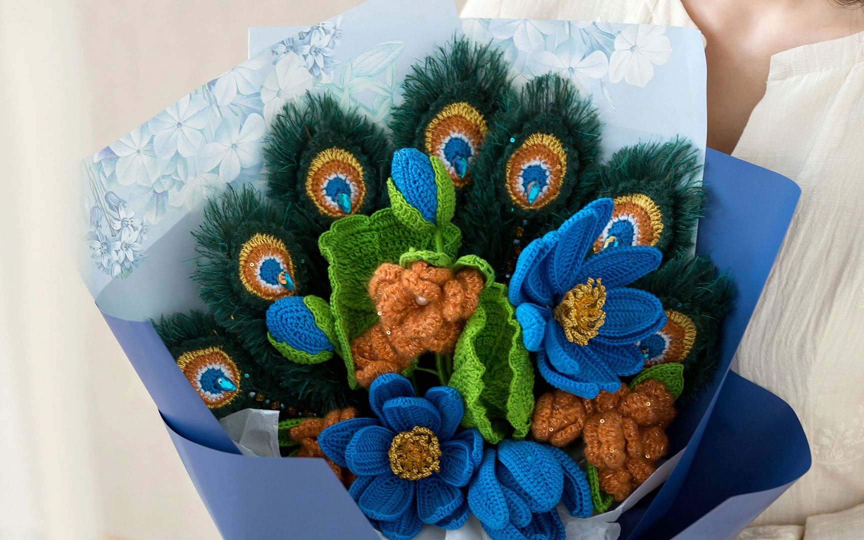 《国风》系列-瑞鸟花束_孔雀开屏款编织视频教程