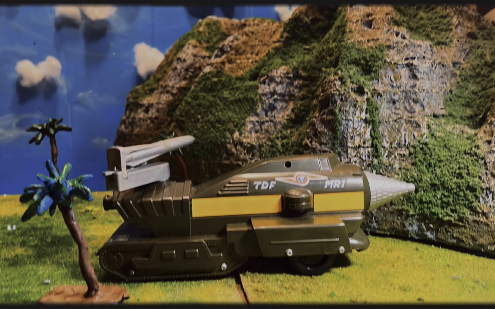 bullmark出品 赛文奥特曼地底战车 定格动画