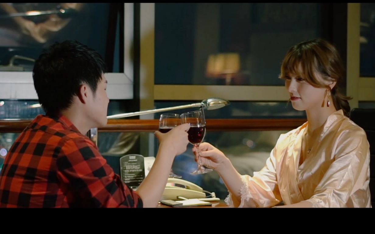 爱情微电影《爱上你,没距离》