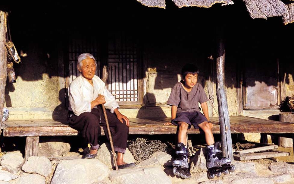 一部直戳泪点的高分影片《外婆的家》,大爱无言,让爱回家吧!