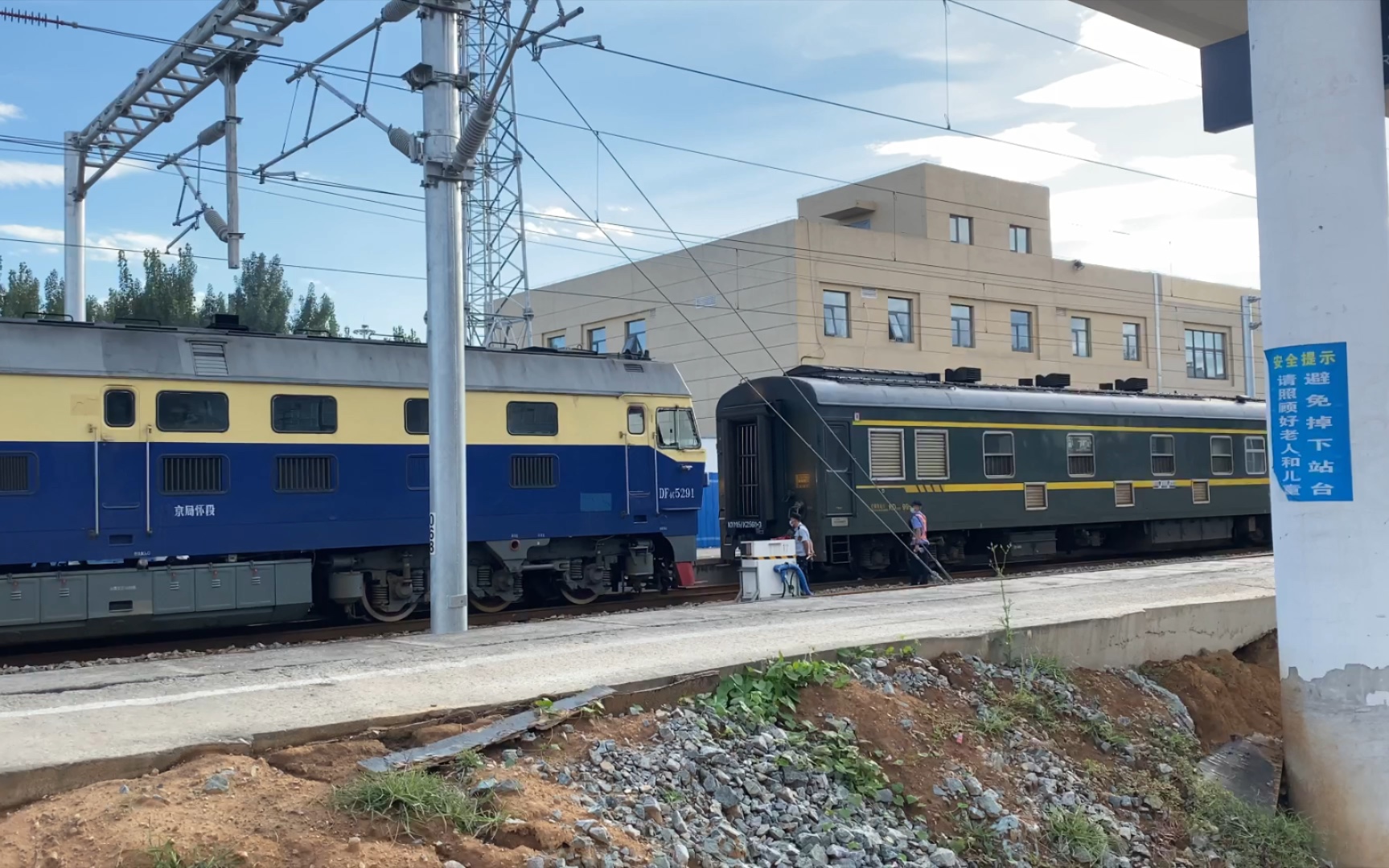 df4c连挂k1015次列车车底_哔哩哔哩_bilibili