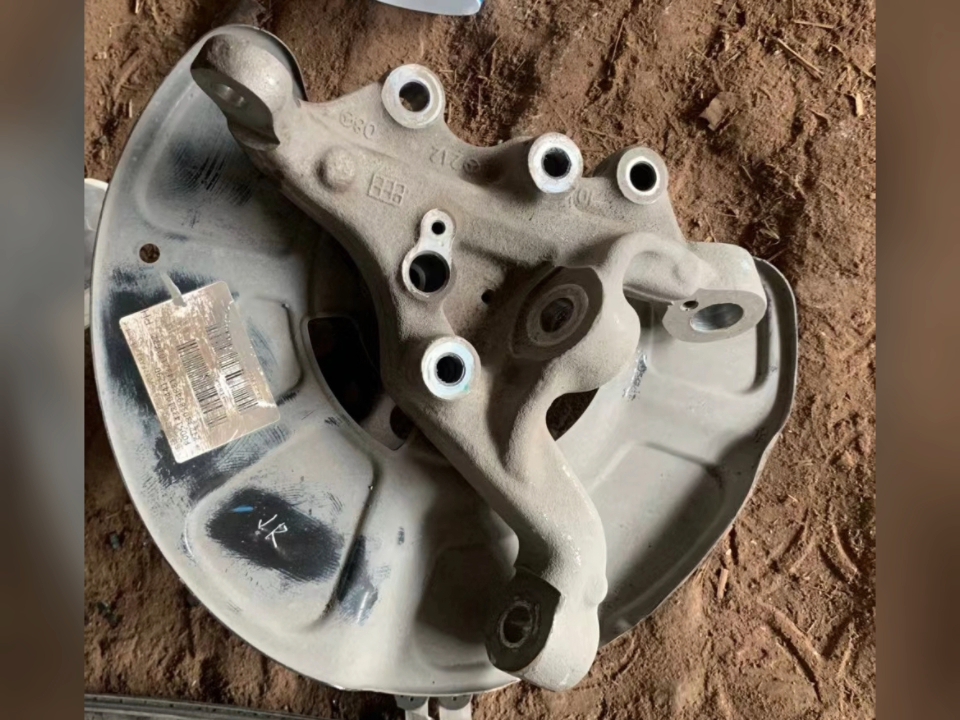 奔驰e260羊角w212轴头