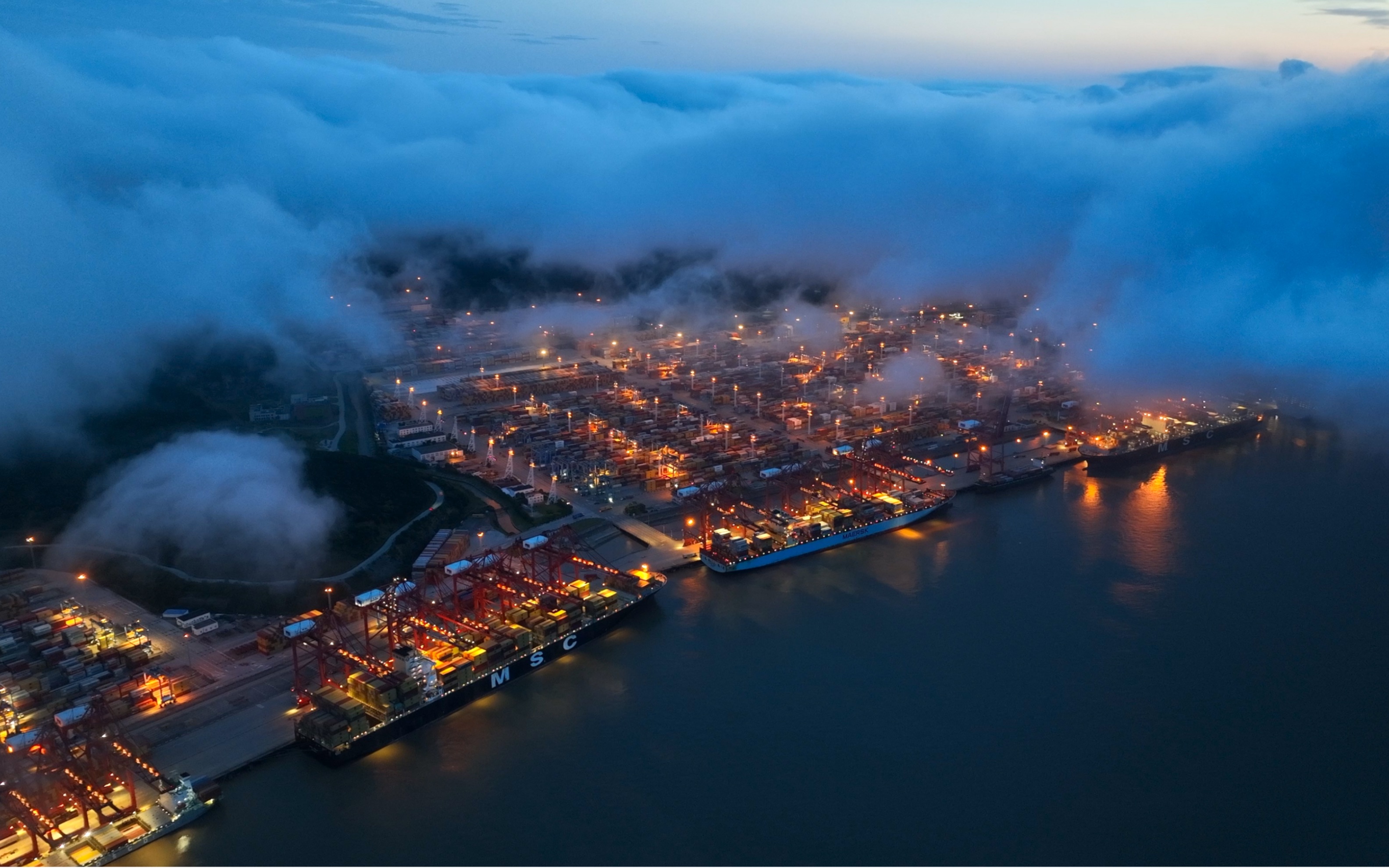 上海港 宁波舟山港图片