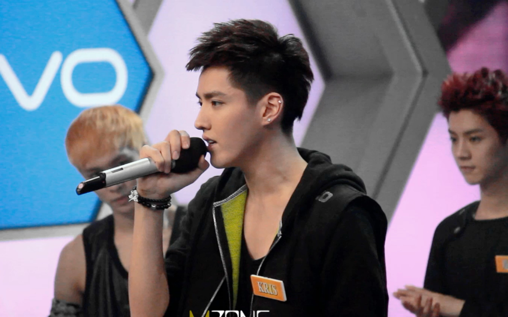 130604 快乐大本营 节目录制 【凡 唱想你的夜】