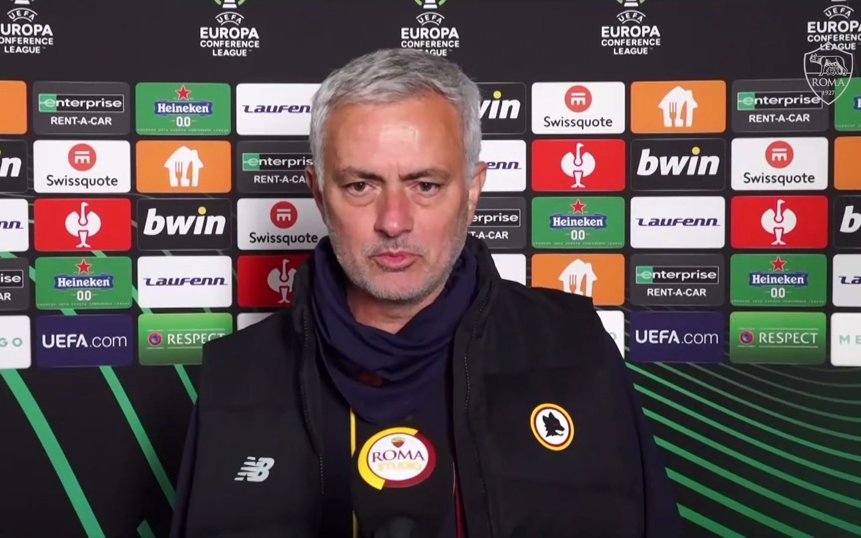 [图]JOSÉ MOURINHO - INTERVISTA POST ZORYA-ROMA