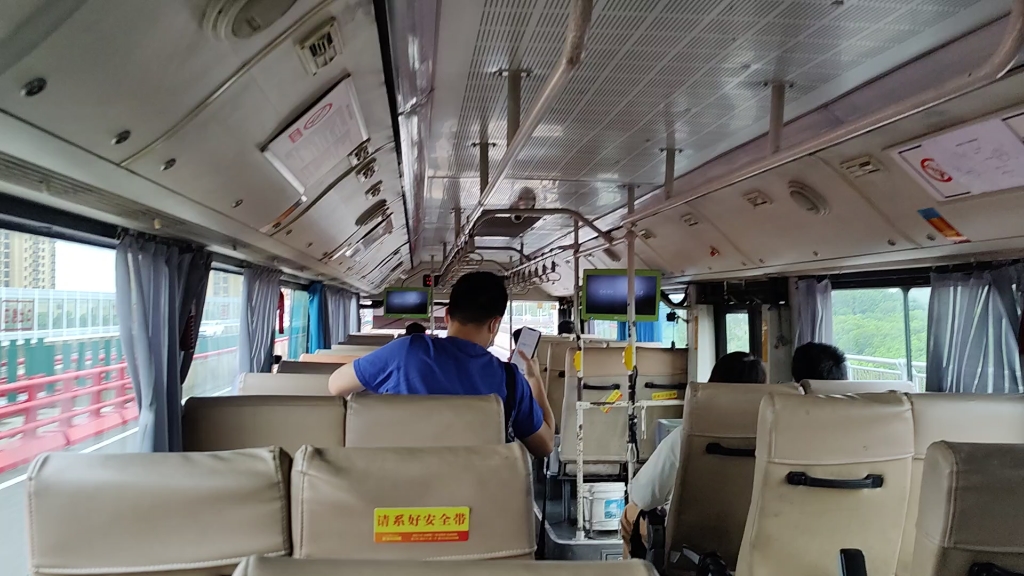 锦山混菜的绝唱 莲浜专线 sxc6120ghev 走行于叶新公路