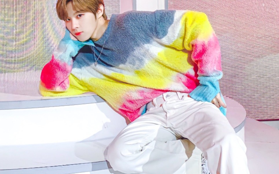 【金宇硕】二辑主打sugar舞台混剪_哔哩哔哩 (゜-゜)つロ 干杯~-bili