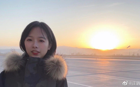 央视军事频道记者庄晓莹小姐姐生活照第五弹