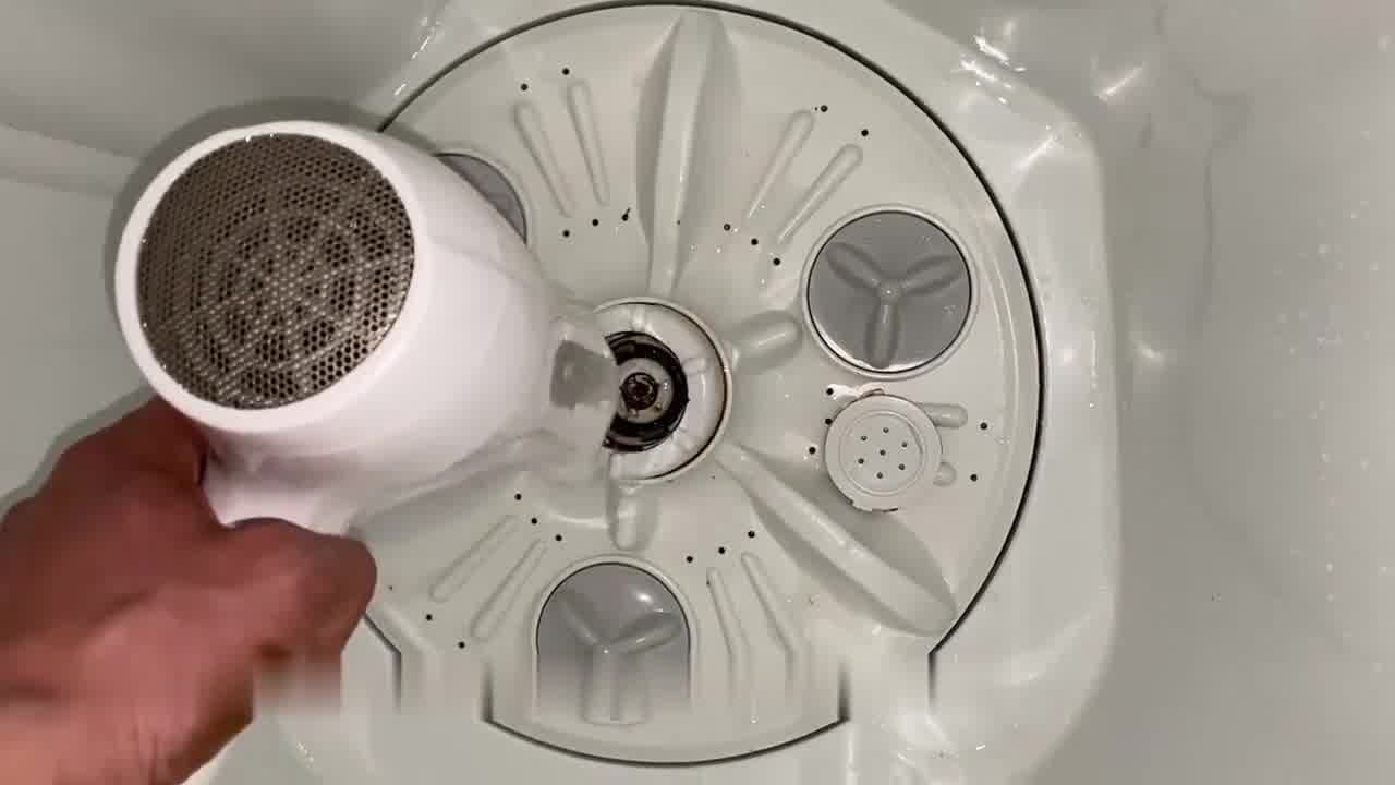 小天鹅变频洗衣机显示e3是什么故障,.不是吧?之前还好好的?