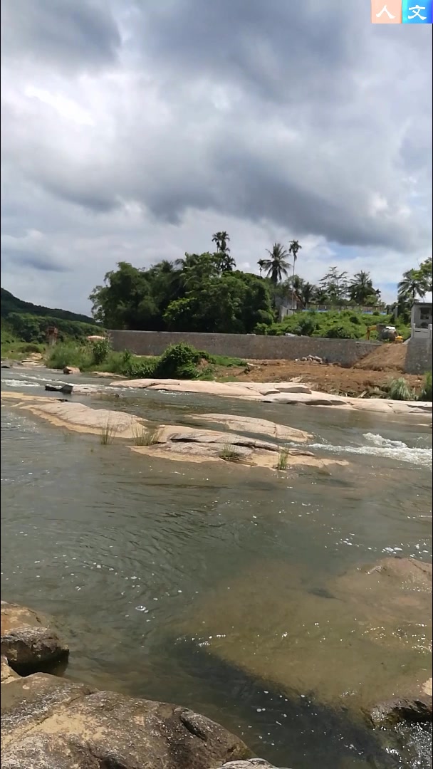 旅游风光小河tourist scenery small river_哔哩哔哩 (゜-゜)つロ
