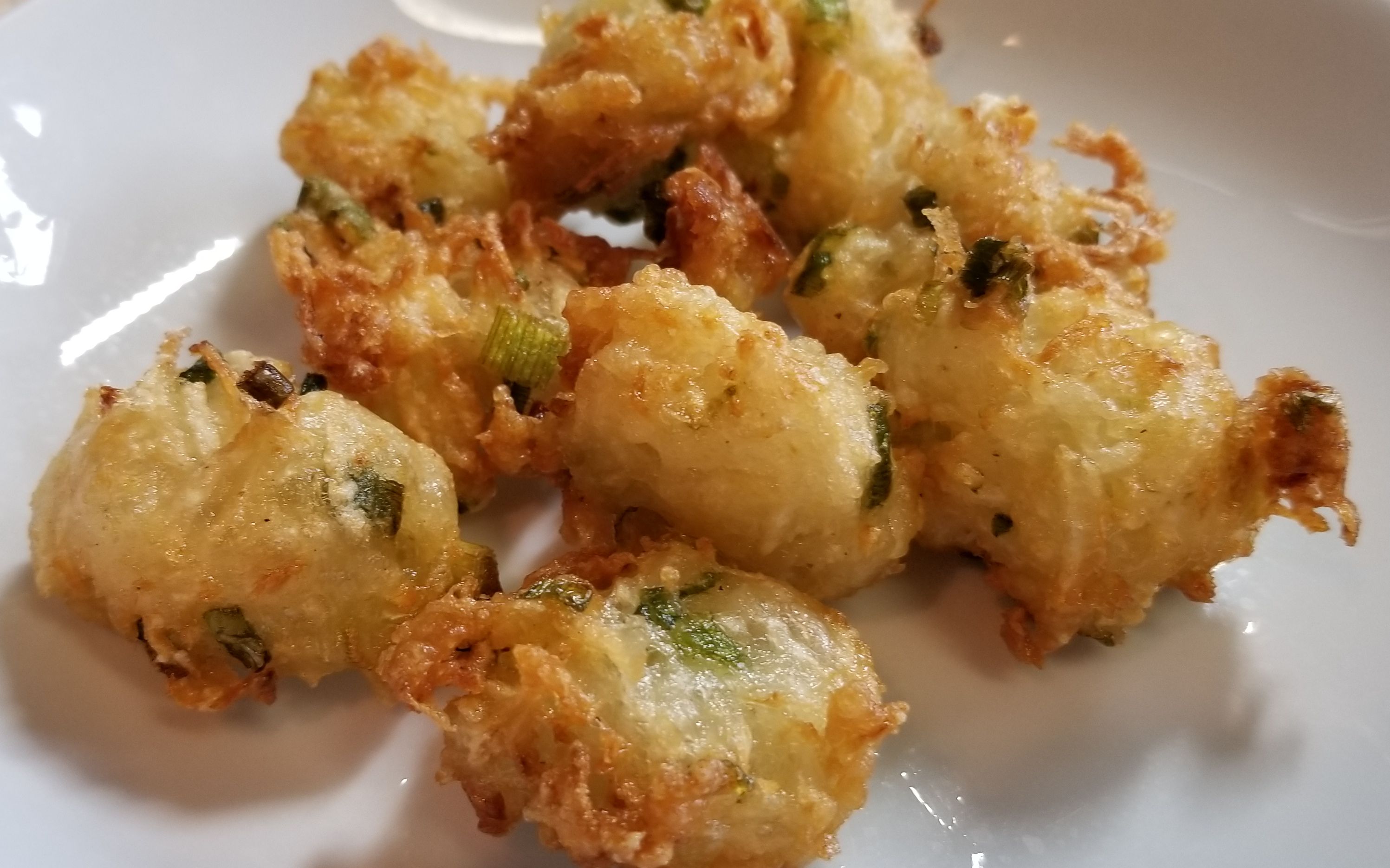 deepfriedglutiniousriceradishball炸糯米萝卜丸子