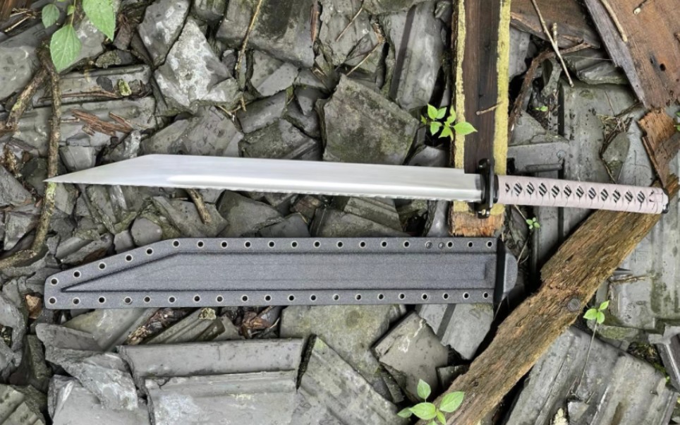 舌尖上的暗夜骑士户外战术长刀日式战刀尖头限定版,非常美味