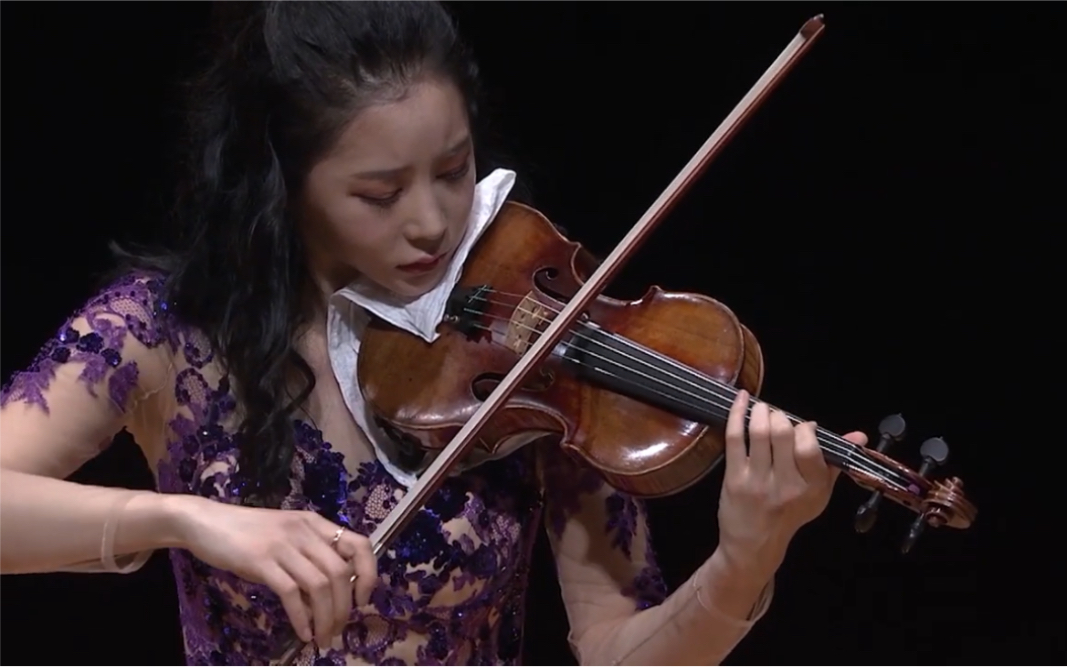 [图]申娴淑 - 巴赫: 恰空 & 小提琴 Zia Hyunsu Shin - Bach: Chaconne & Violin