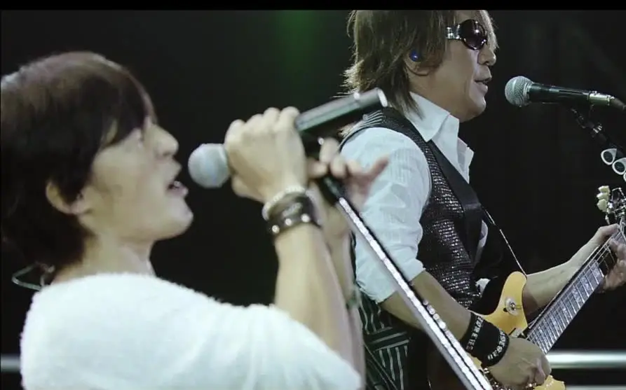 【B'z】Brotherhood from B'z LIVE-GYM 2011 -C'mon-_哔哩哔哩_ 