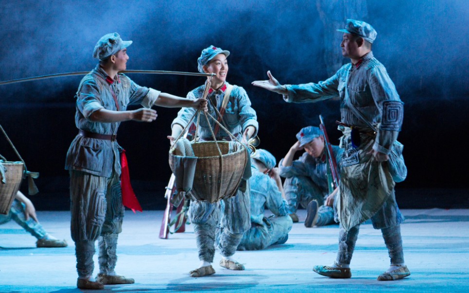 翁佳慧这是我看过最动人的主旋律司号员小石头昆曲飞夺泸定桥