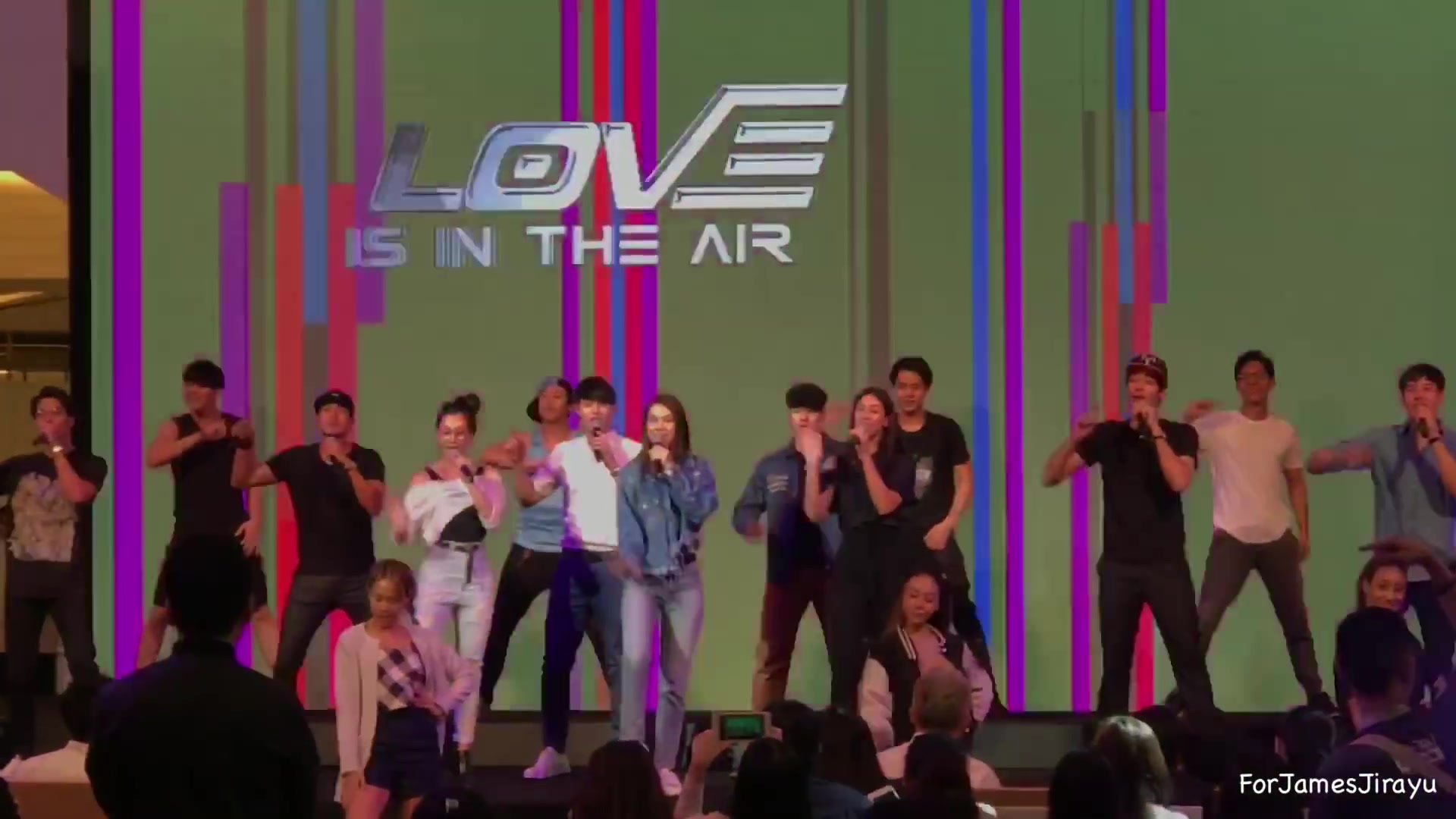 [图]泰国三台 等待久别重逢的恋人 Love is in the Air Channel 3 Charity Concert